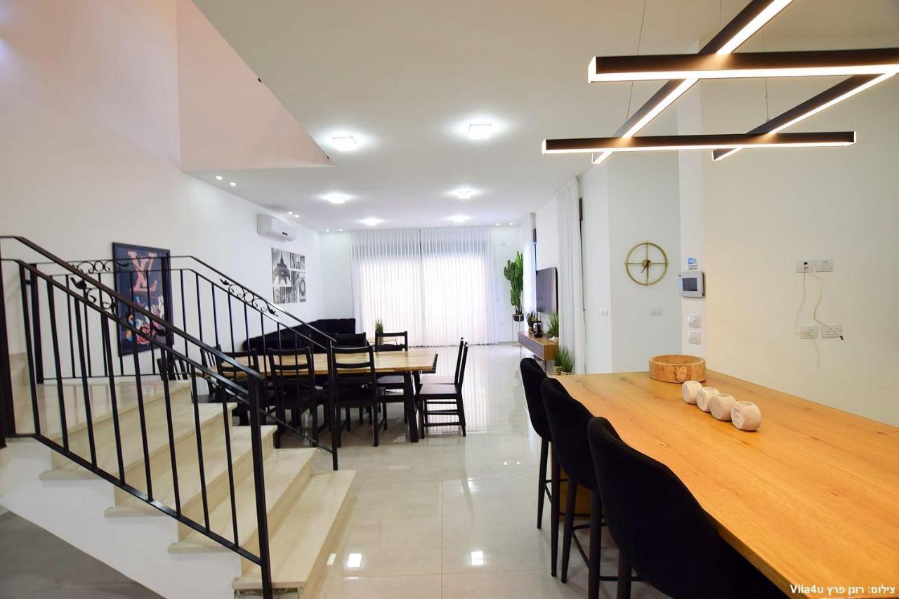 אמה וילה ריזורט Villa Hadera Exterior photo